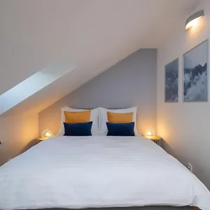 seven-wishes-boutique-residence.praguehotelsweb.com/